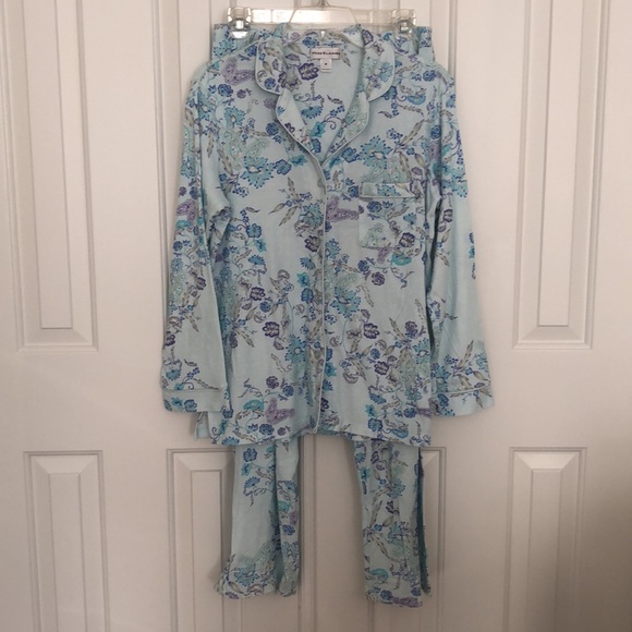 Miss Elaine Pajamas - Picture 10 of 10